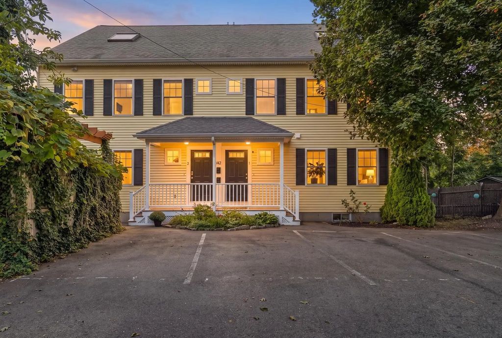 142 Bridge St #2, Salem