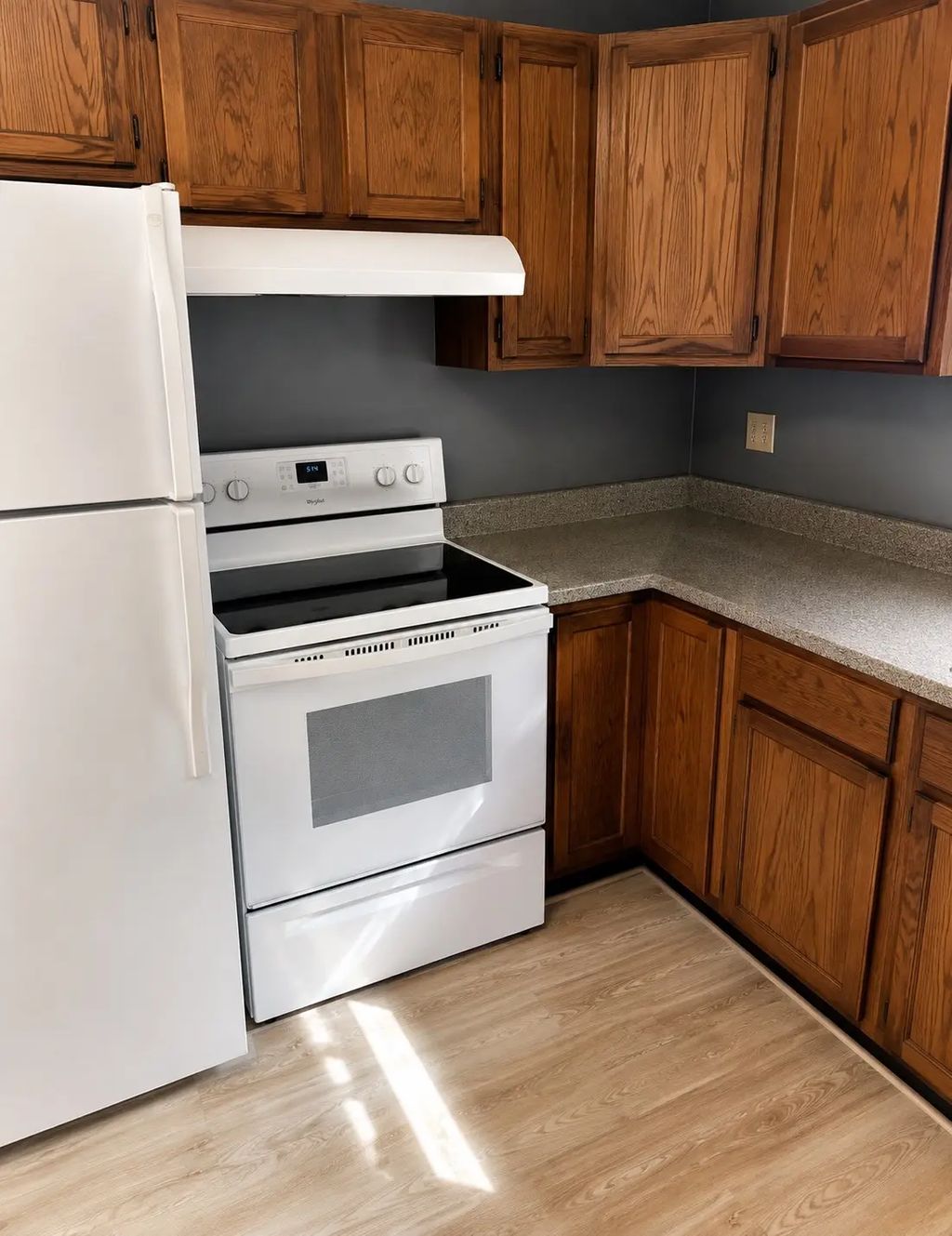 96 Brook St #96, Holyoke