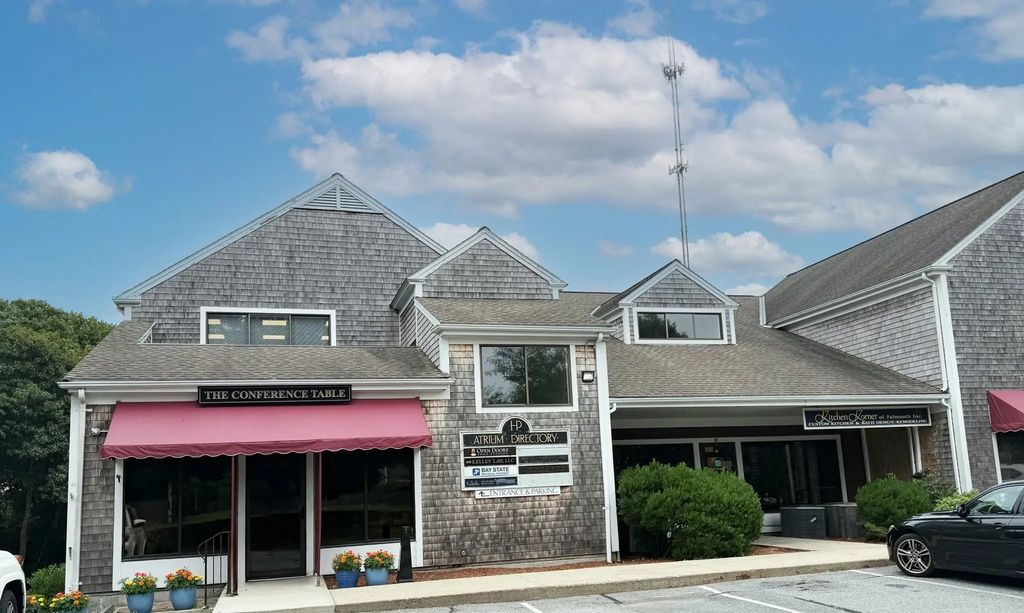 205 Worcester Court #5c, Falmouth