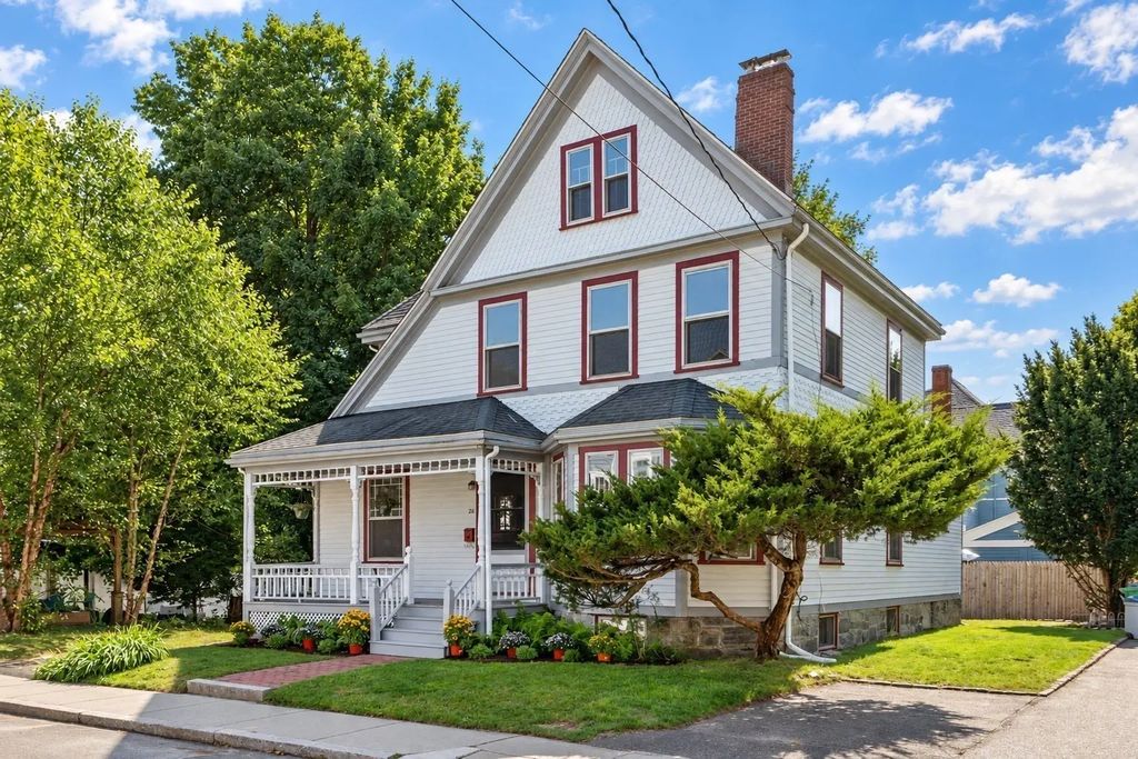 26 Walnut Pl, Newton