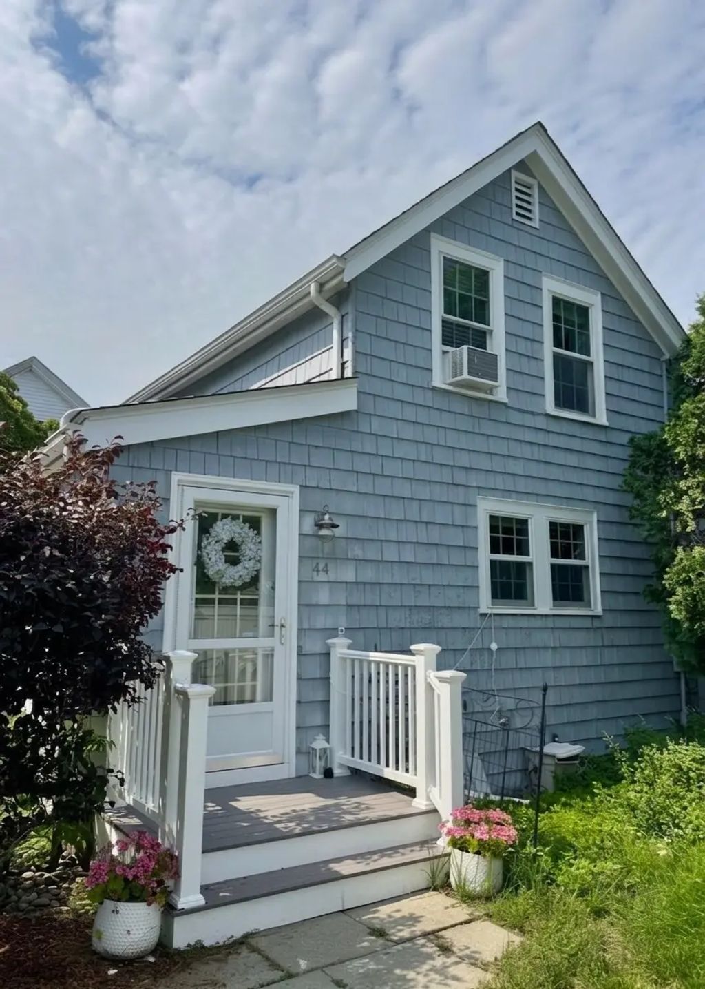 44 Mount Vernon St, Peabody