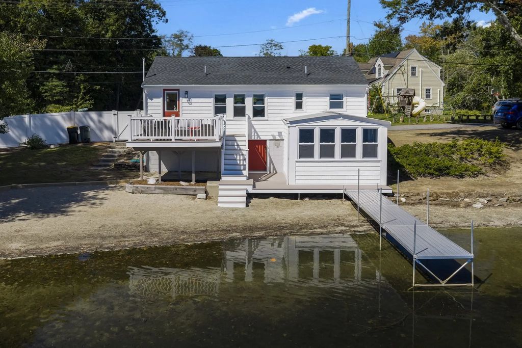 1 Summer Village Rd, Westford