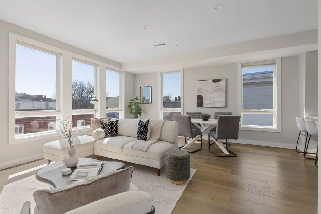 17 Chestnut #3, Boston