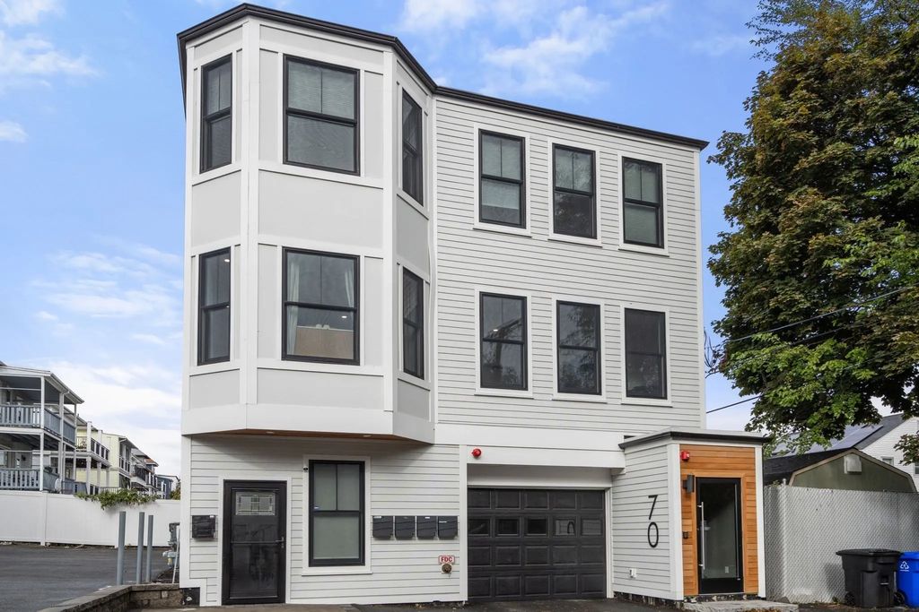 70 Shawsheen #2, Boston