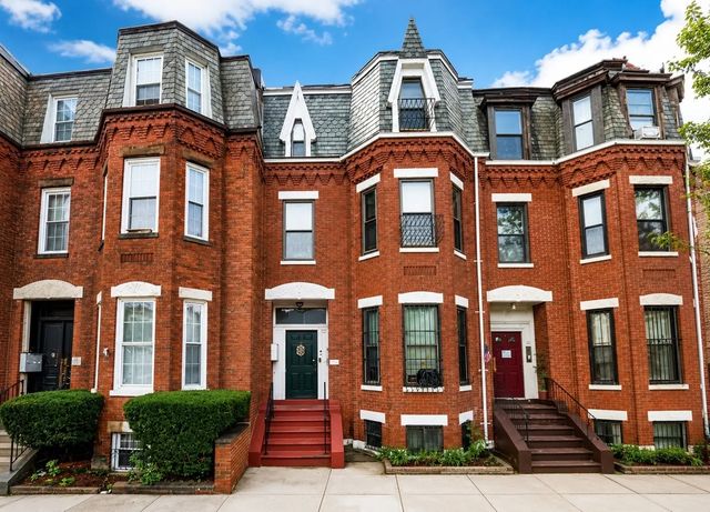 90 Blue Hill Ave, Boston