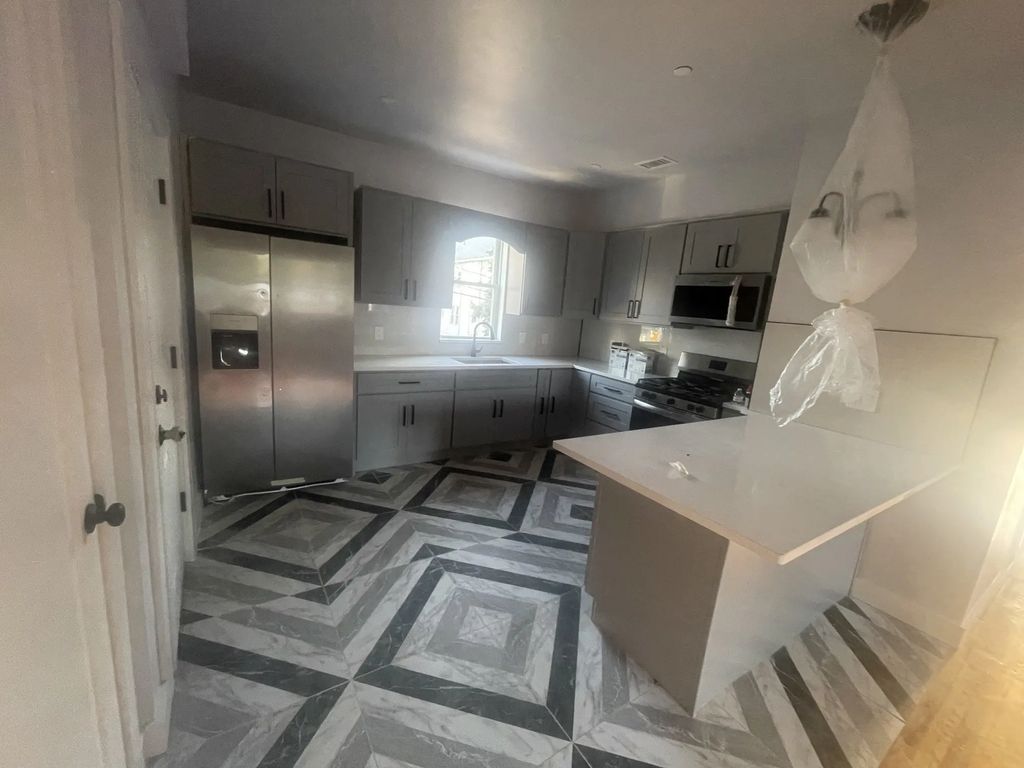 251-253 Wood Ave #1, Boston