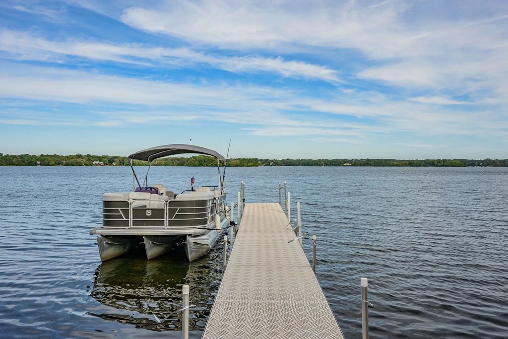 73 Tern Lane, Barnstable