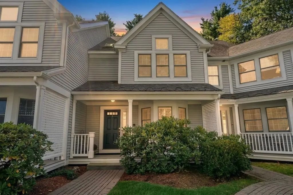 9 Highcroft Way #9, Hopkinton
