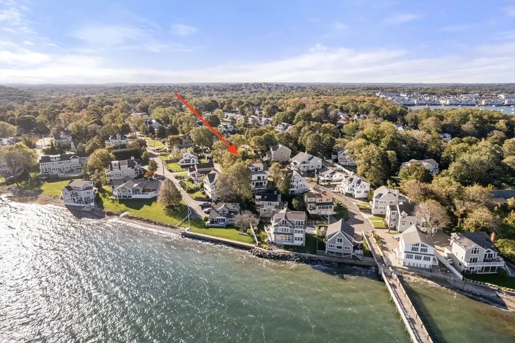 81 Kimball Beach Rd, Hingham