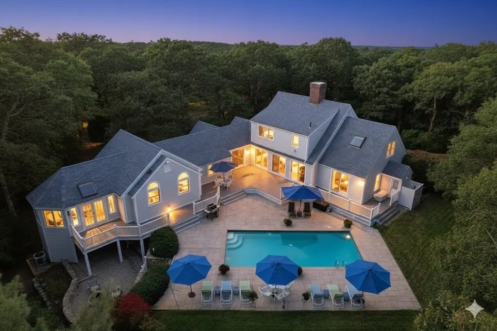 6 Heron Way, Mashpee