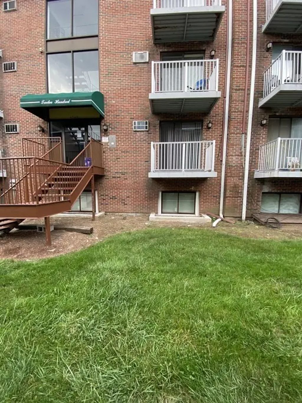 1186 Worcester Road #1211, Framingham