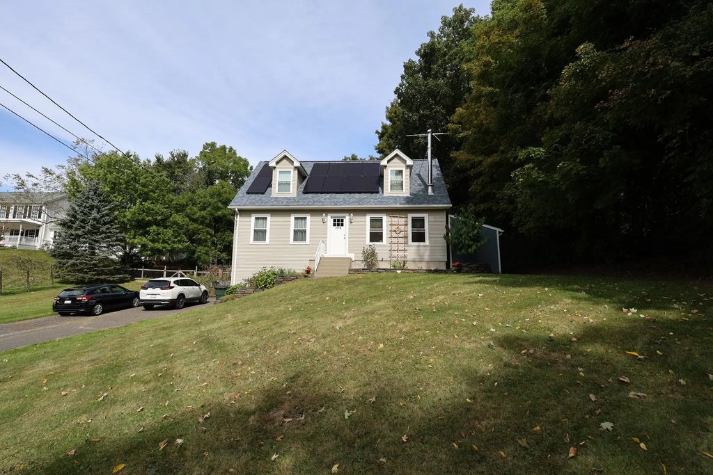 162 Jackson, Belchertown