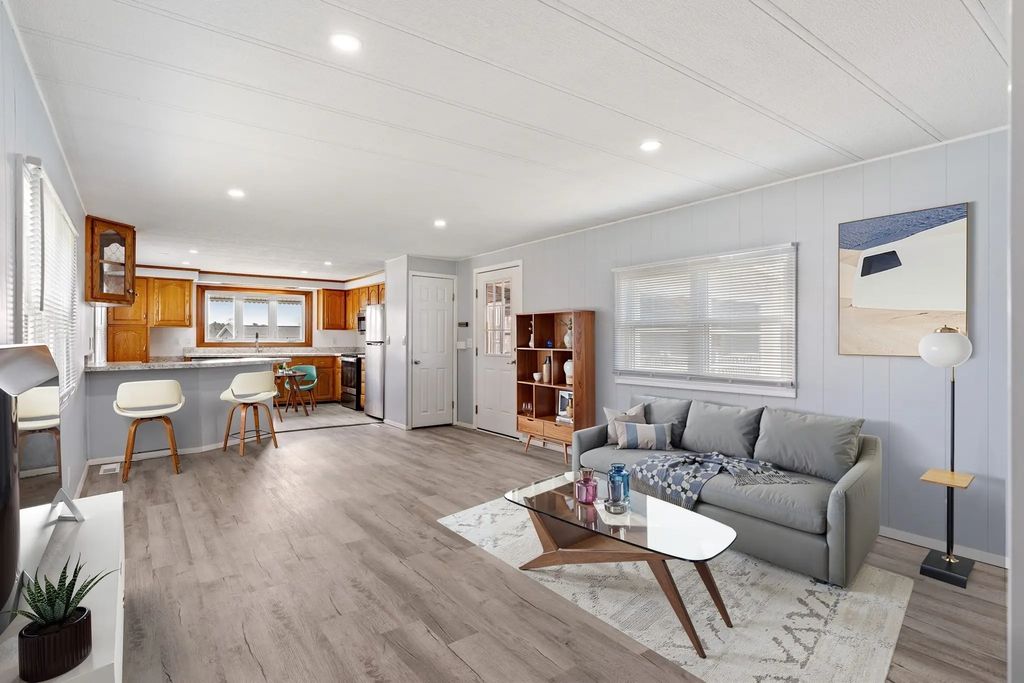 46 Louie Lane, Raynham