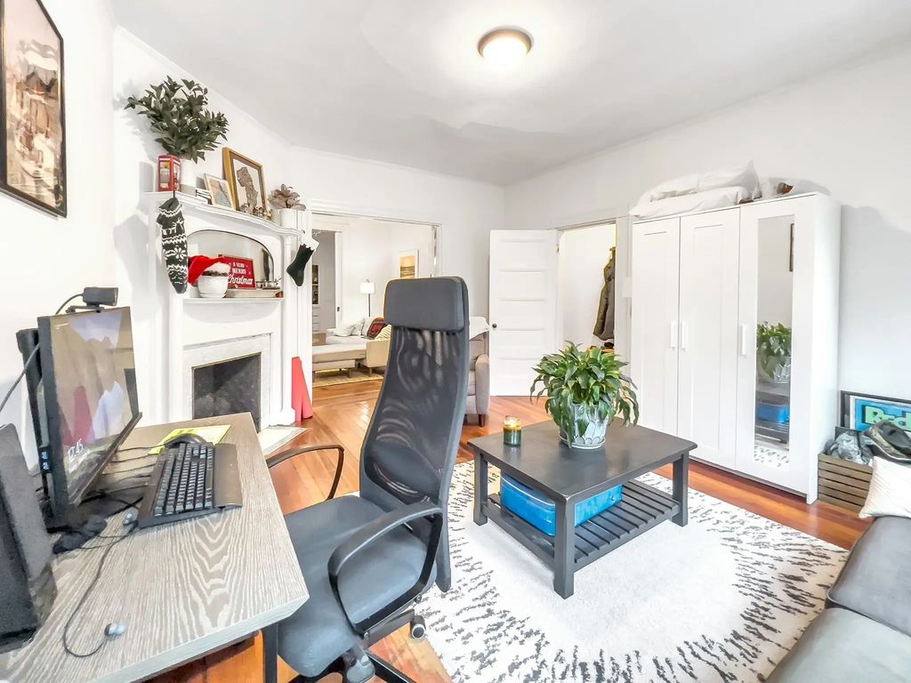 287 Chestnut Avenue #1, Boston