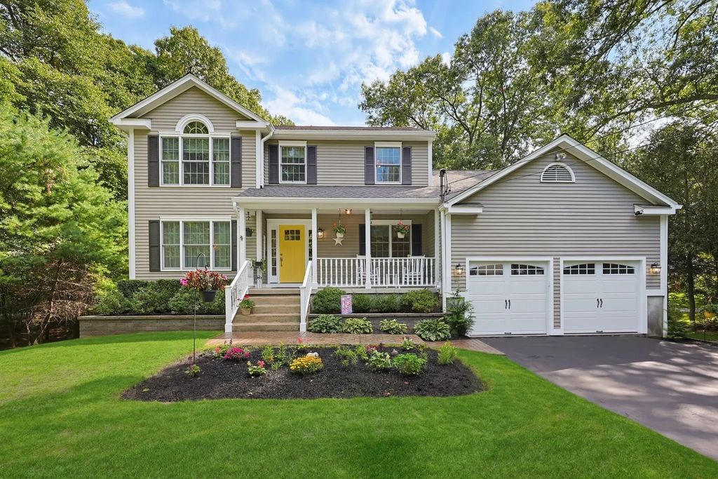 125 Walker St, Seekonk