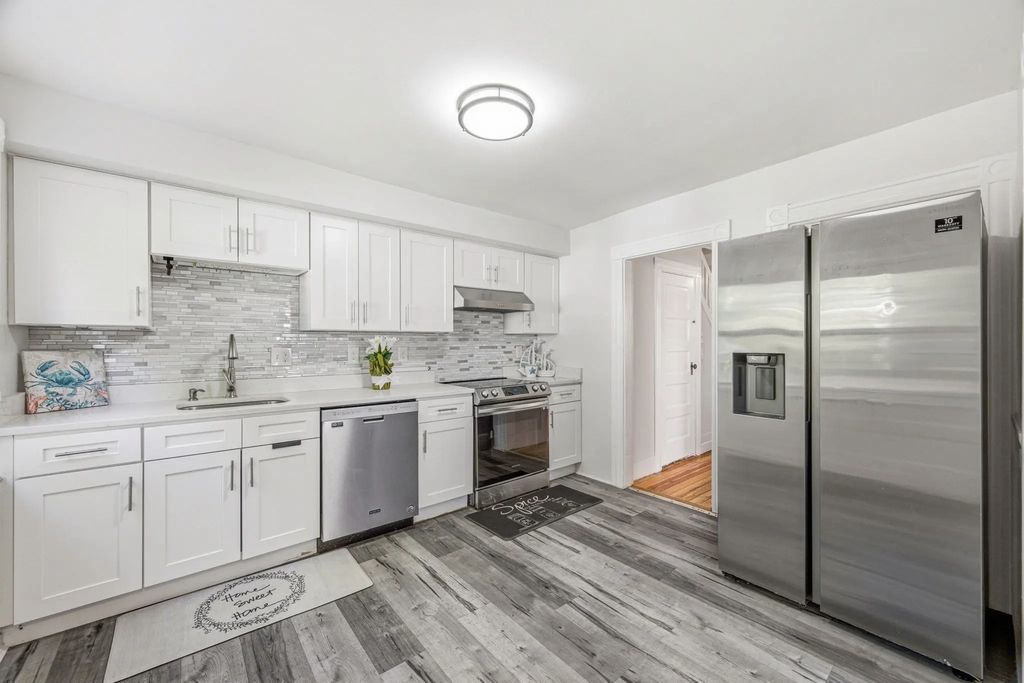 27 Shirley St #27, Lexington