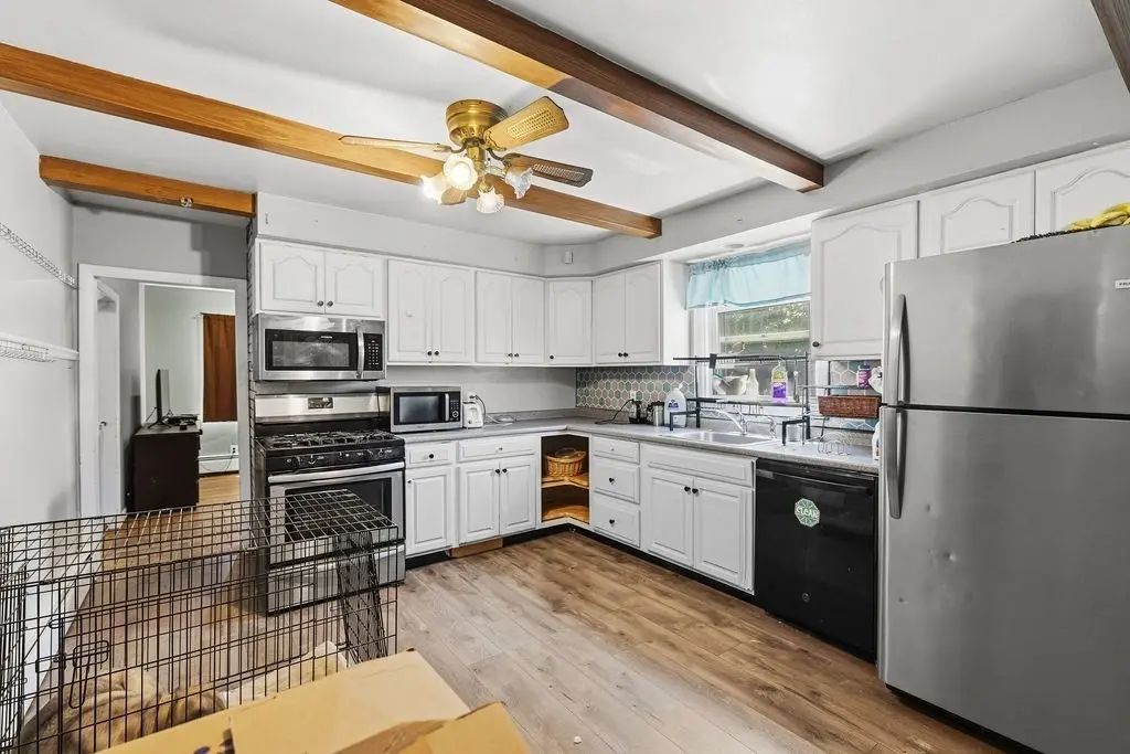 7 Woodwards Ln, Taunton