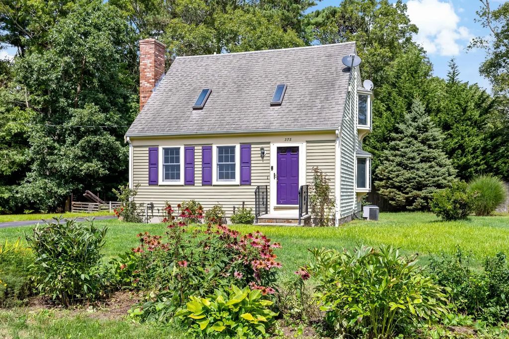 378 Ames Way, Barnstable