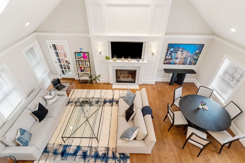 31 Mount Vernon St #4, Boston