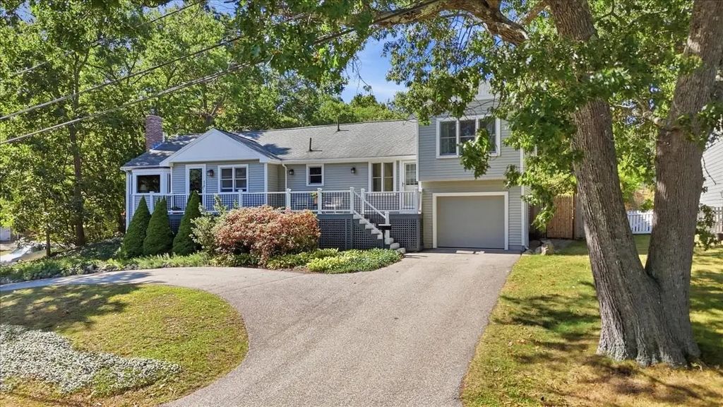 458 Essex Street, Weymouth