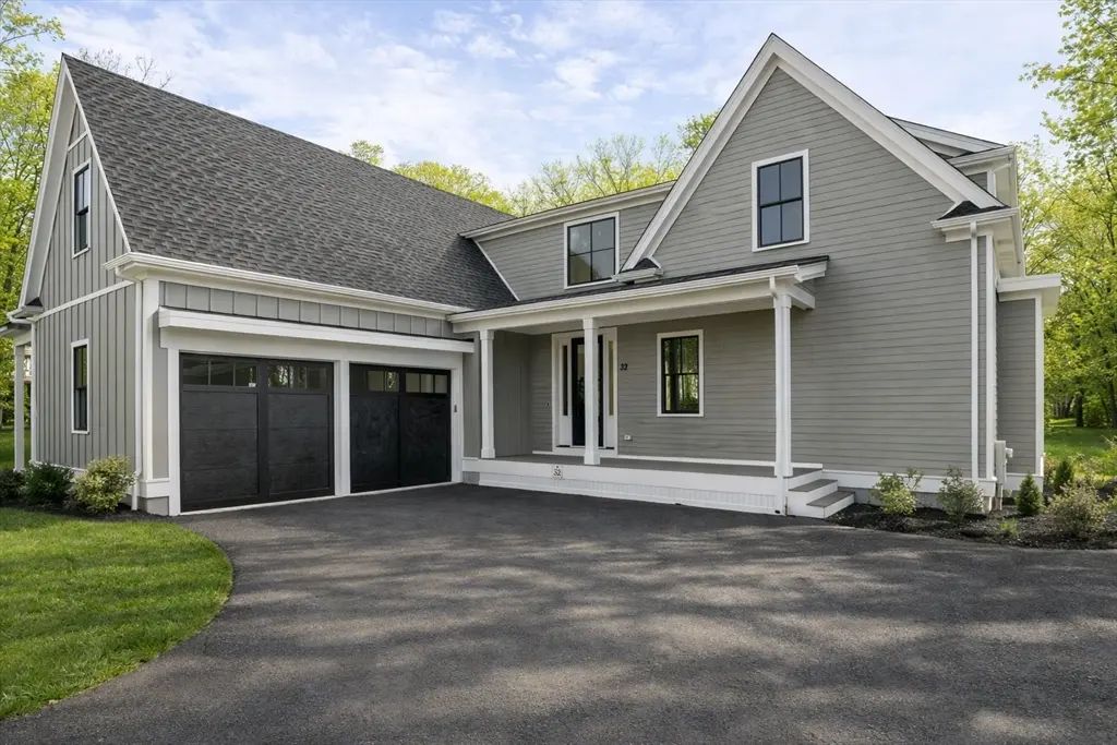 51 Country Farm Road #51, Framingham