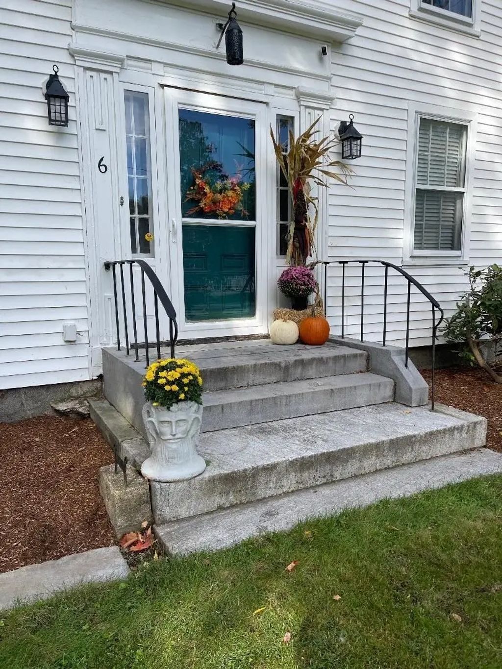 6 Church St, West Boylston