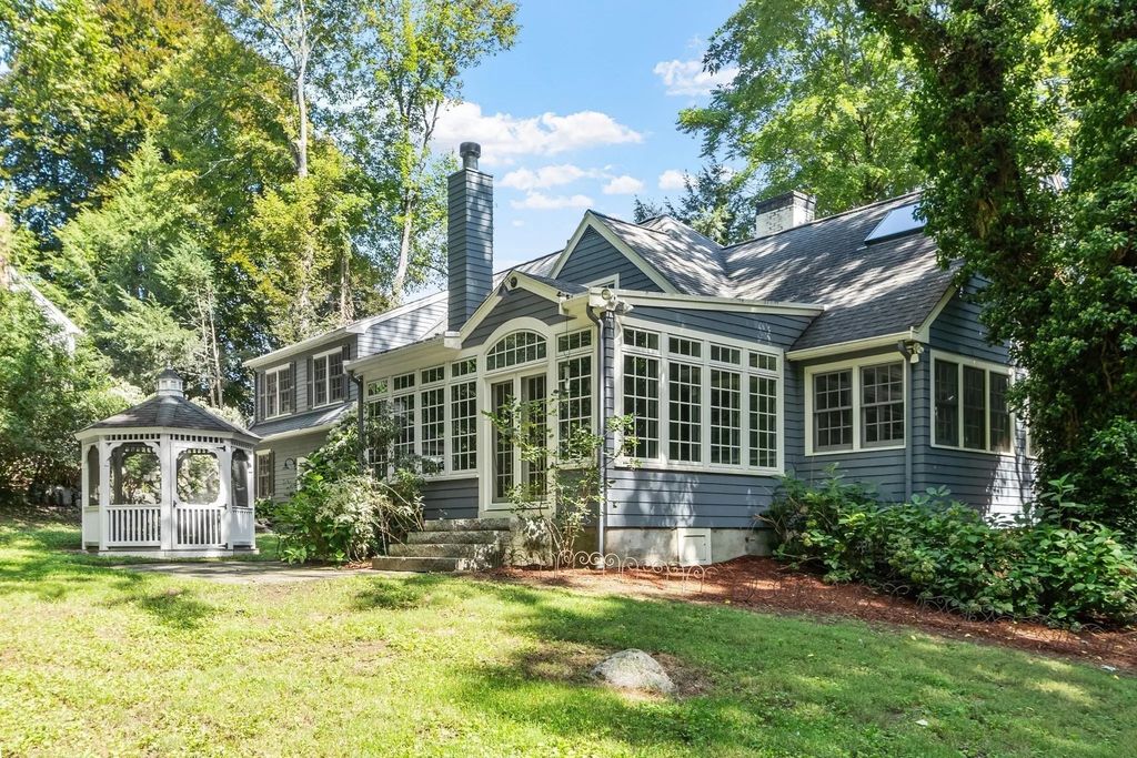 5 Tavern Ln, Lexington