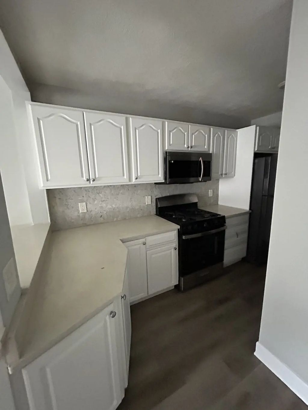 137 Chelsea St #2r, Everett
