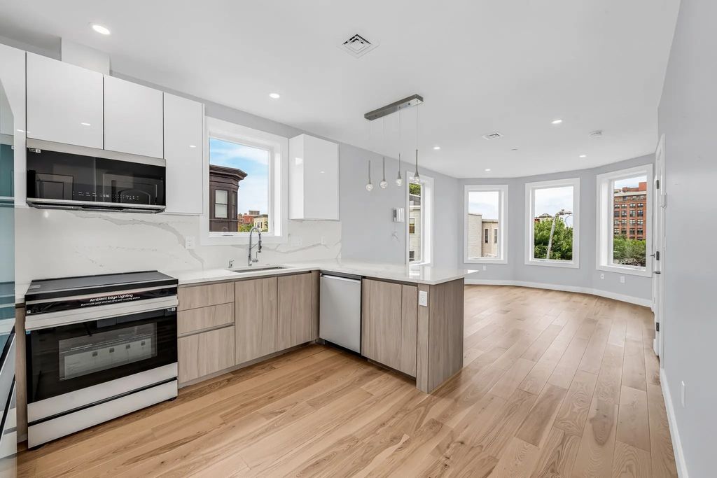 181 Maverick #ph, Boston