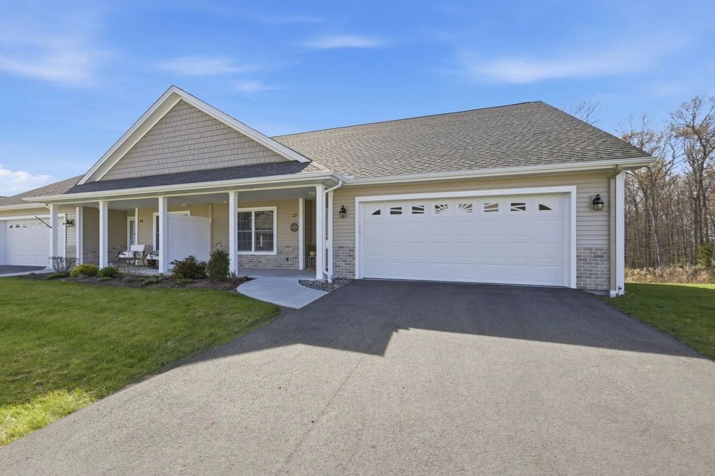 27 Lodge Lane #27, Wilbraham