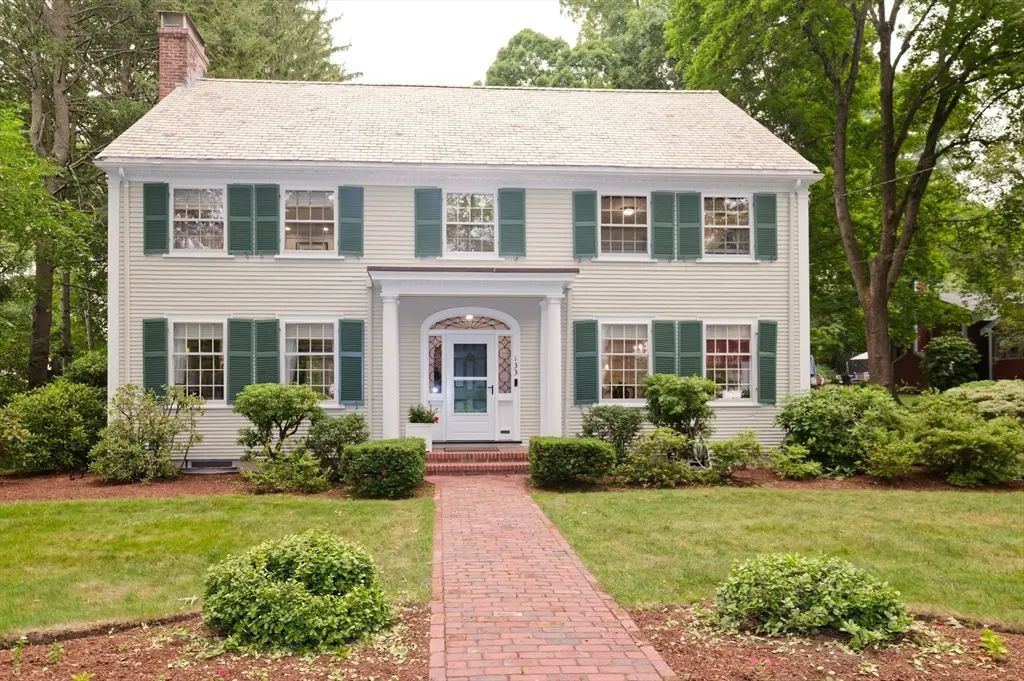 133 Arnold Rd, Newton