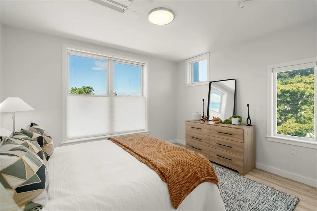 602 Canterbury #u1, Boston