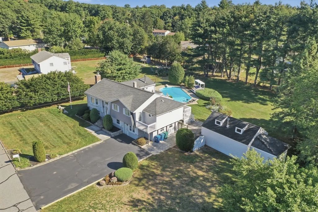6 Ashdale Drive, Billerica