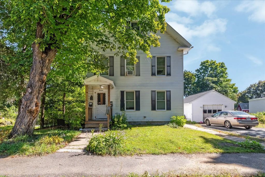 13 Mechanic St, Winchendon