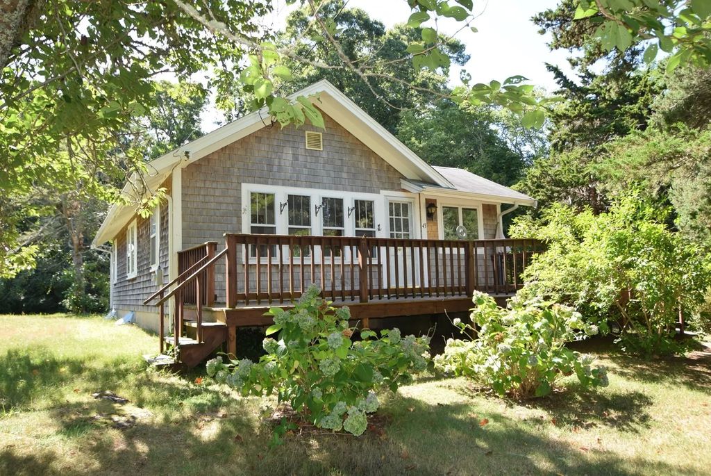 43 Namskaket Rd, Orleans