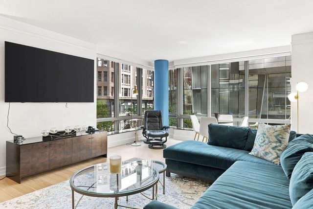 3 Avery St #305, Boston