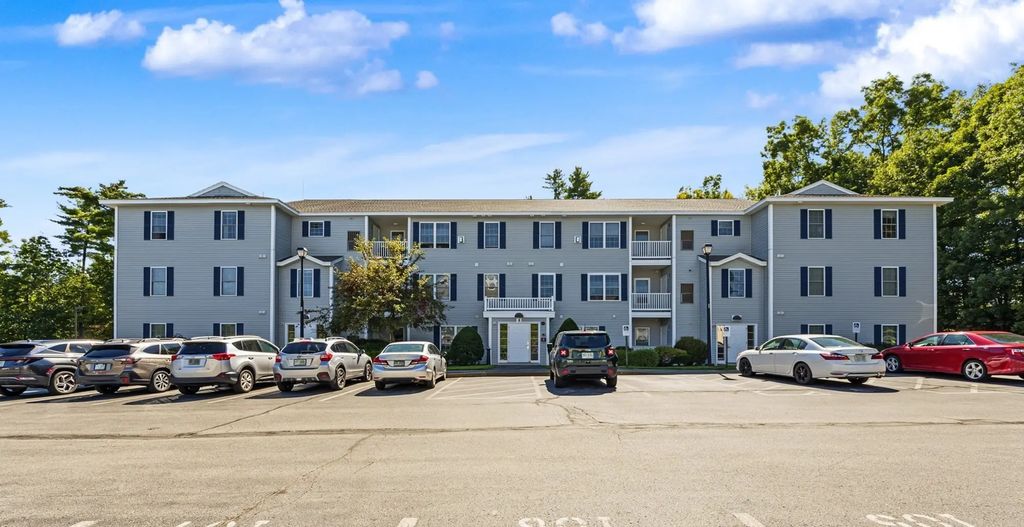 4 Crestview Cir #116, Londonderry