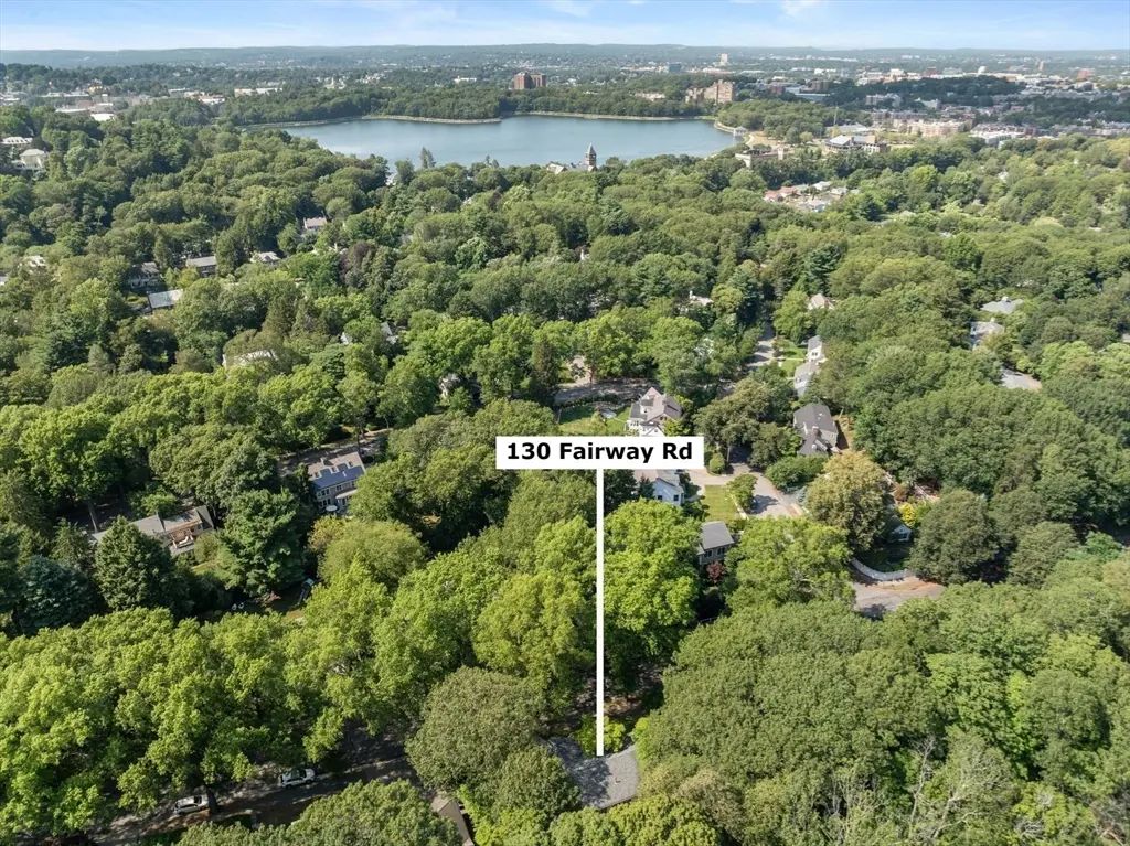 130 Fairway Rd, Brookline