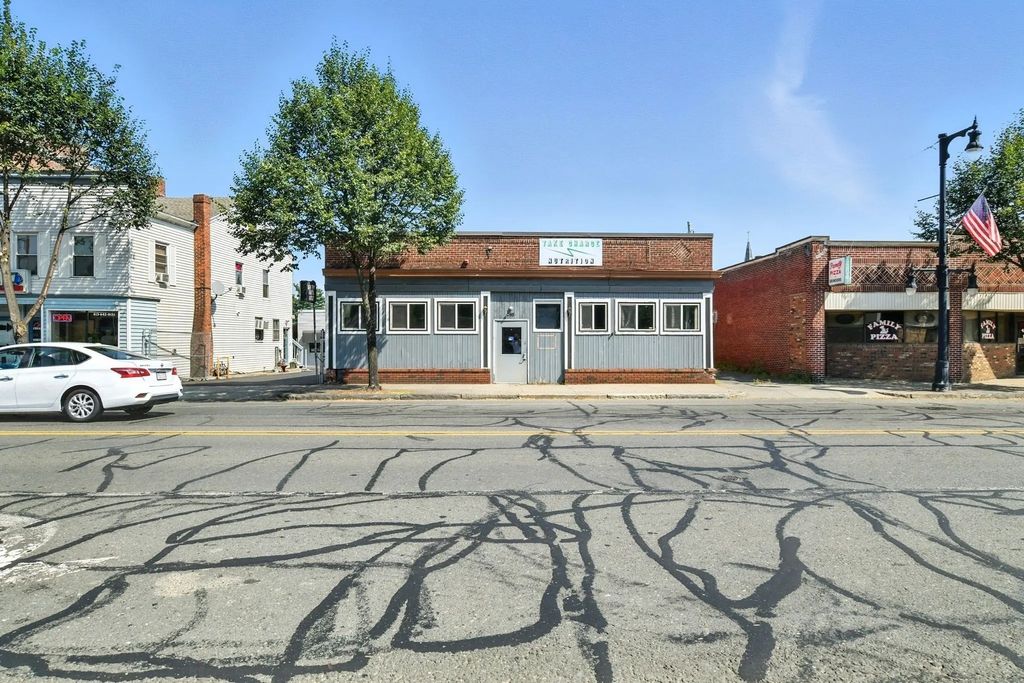 285 Elm St, Westfield