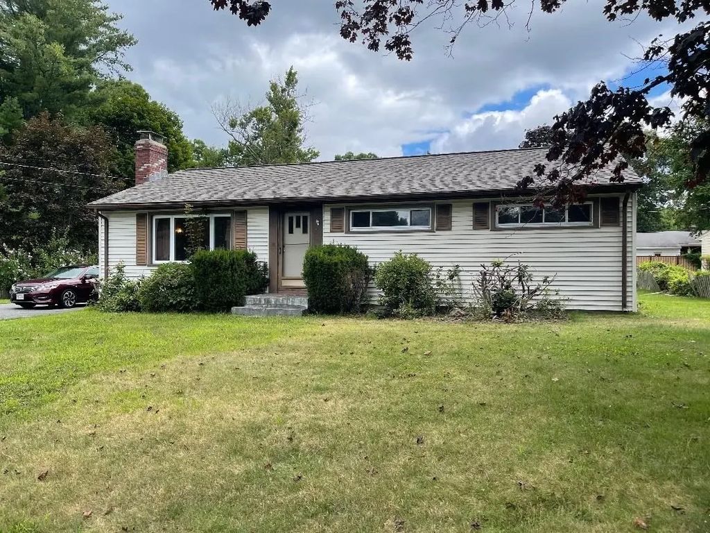 2 Birch St, West Boylston