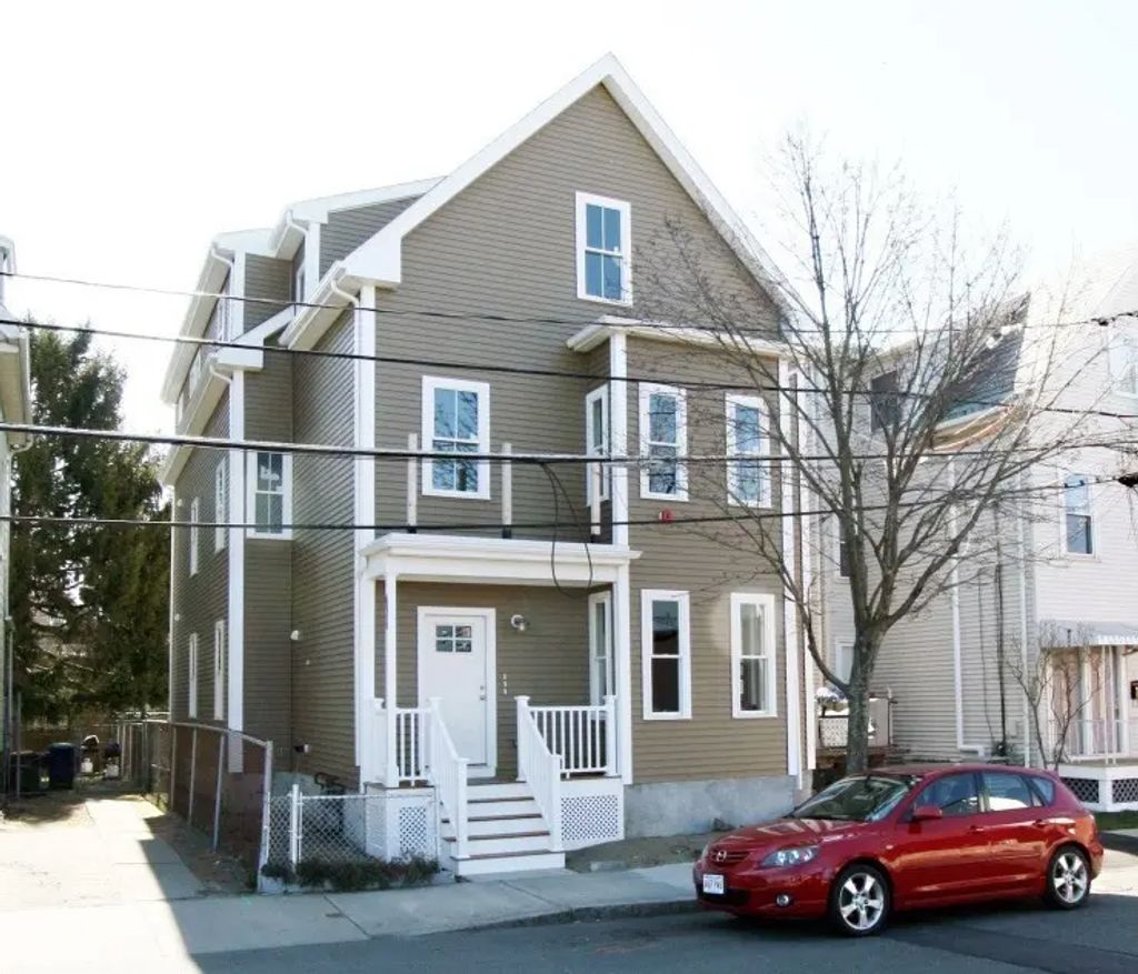 11 Church St #3, Somerville