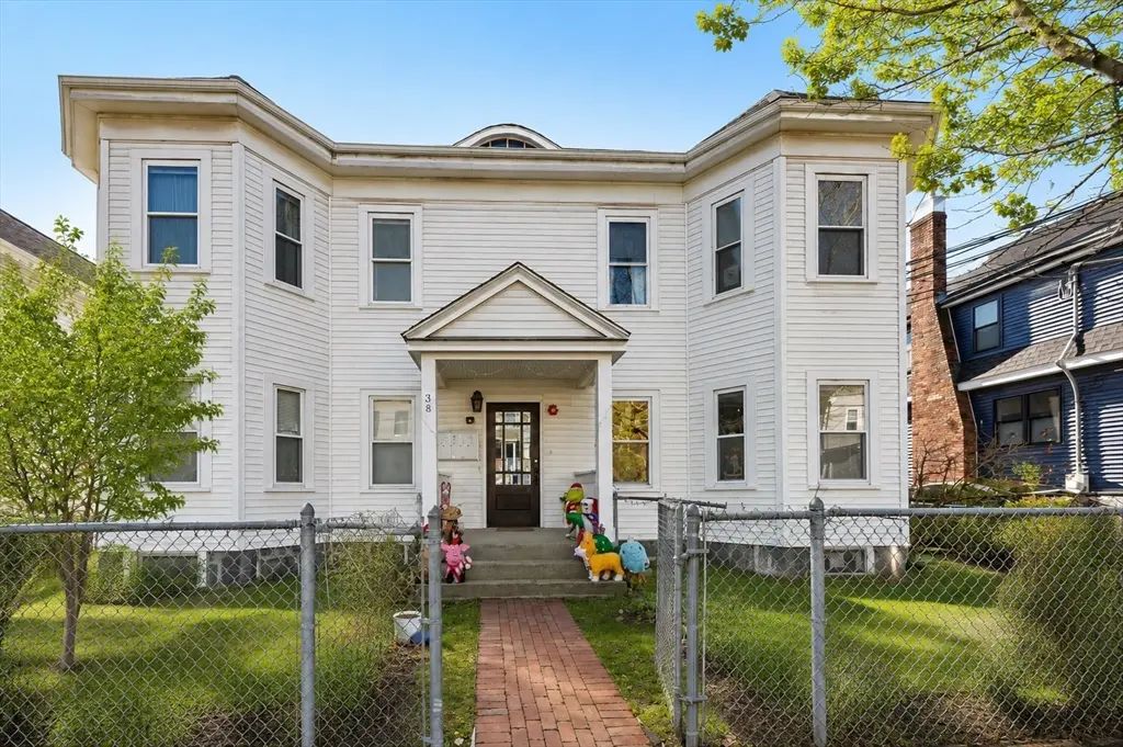 38 Berkeley Street, Somerville