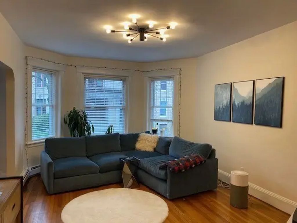84 Browne #1, Brookline