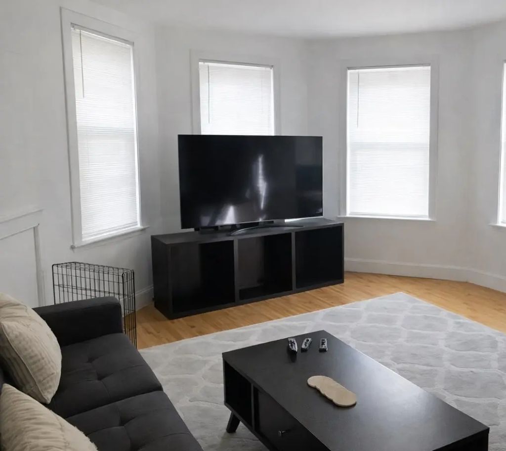10 Parker Hill Av #1, Boston