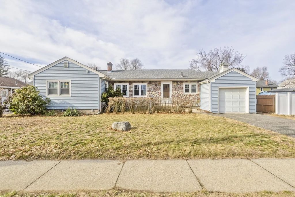 185 East St, Springfield