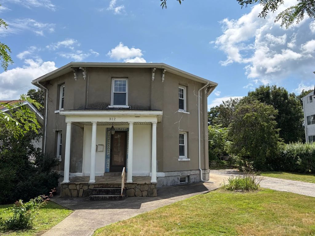 312 Plantation St, Worcester