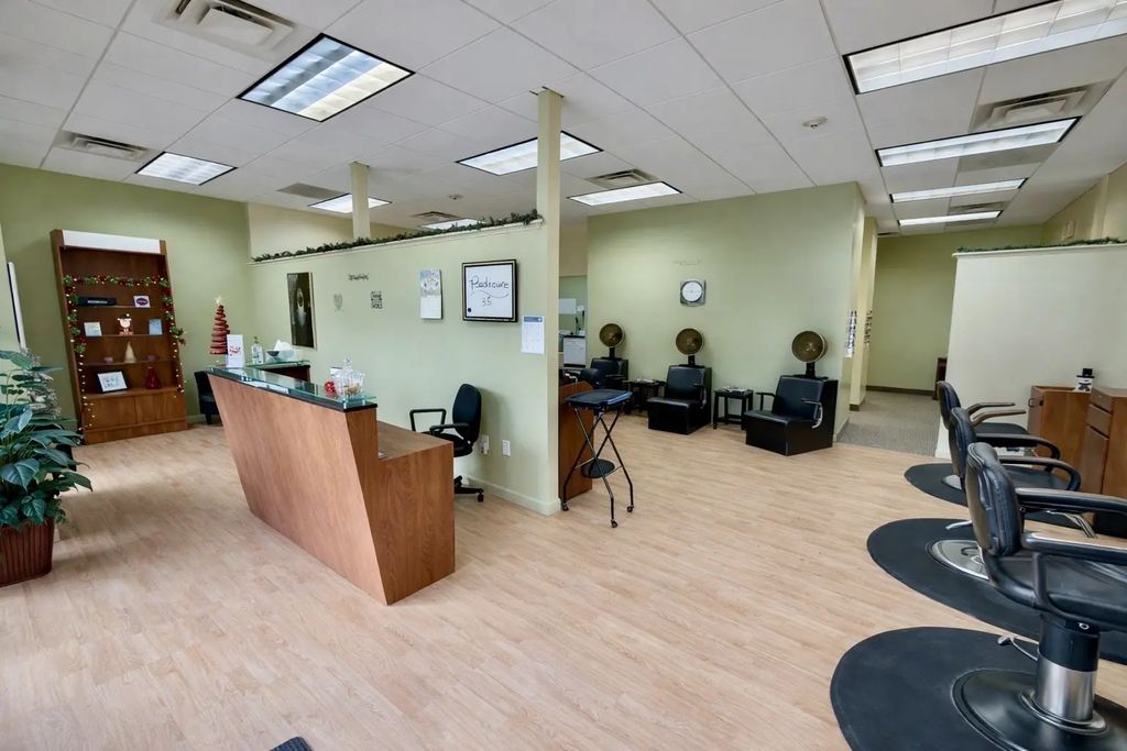 1442 Broadway U:2, Raynham