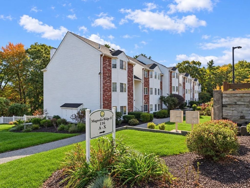 116 Tall Oaks Drive #m, Weymouth