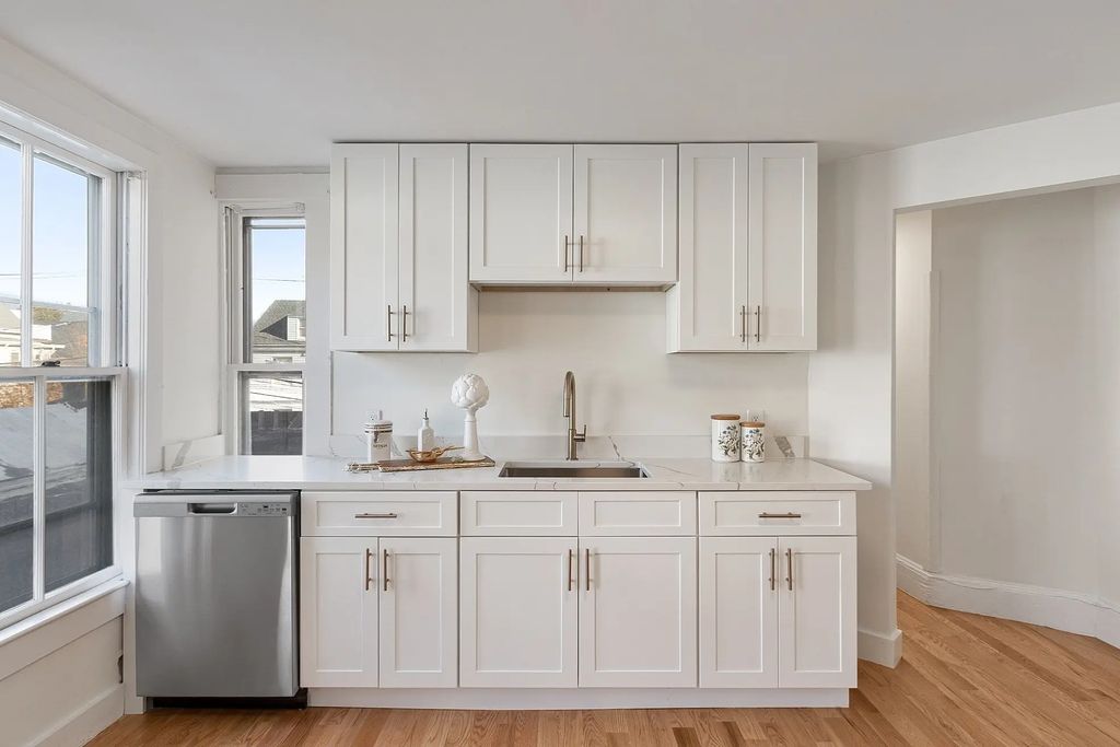 54 Bonair Street #1b, Somerville
