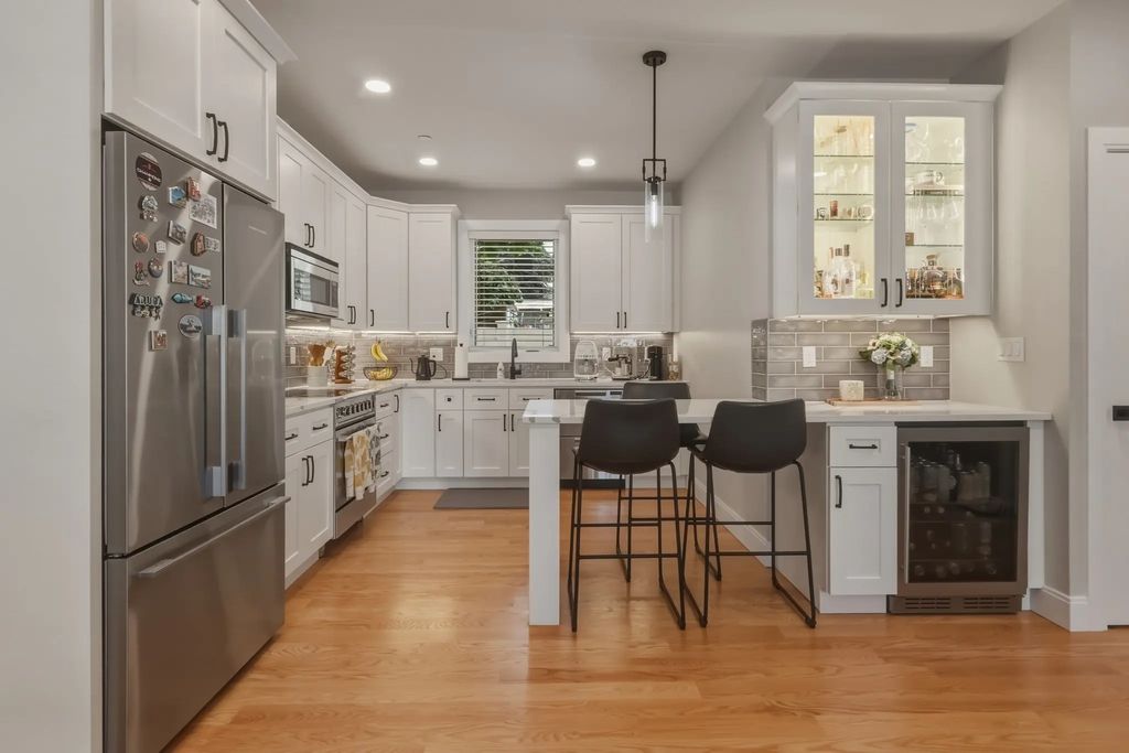 60 Fuller #2, Boston